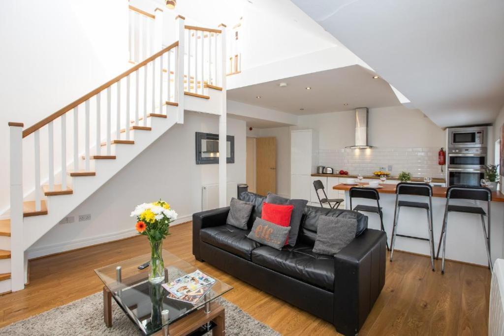 Grafton Street District Apartments — Photos 3
